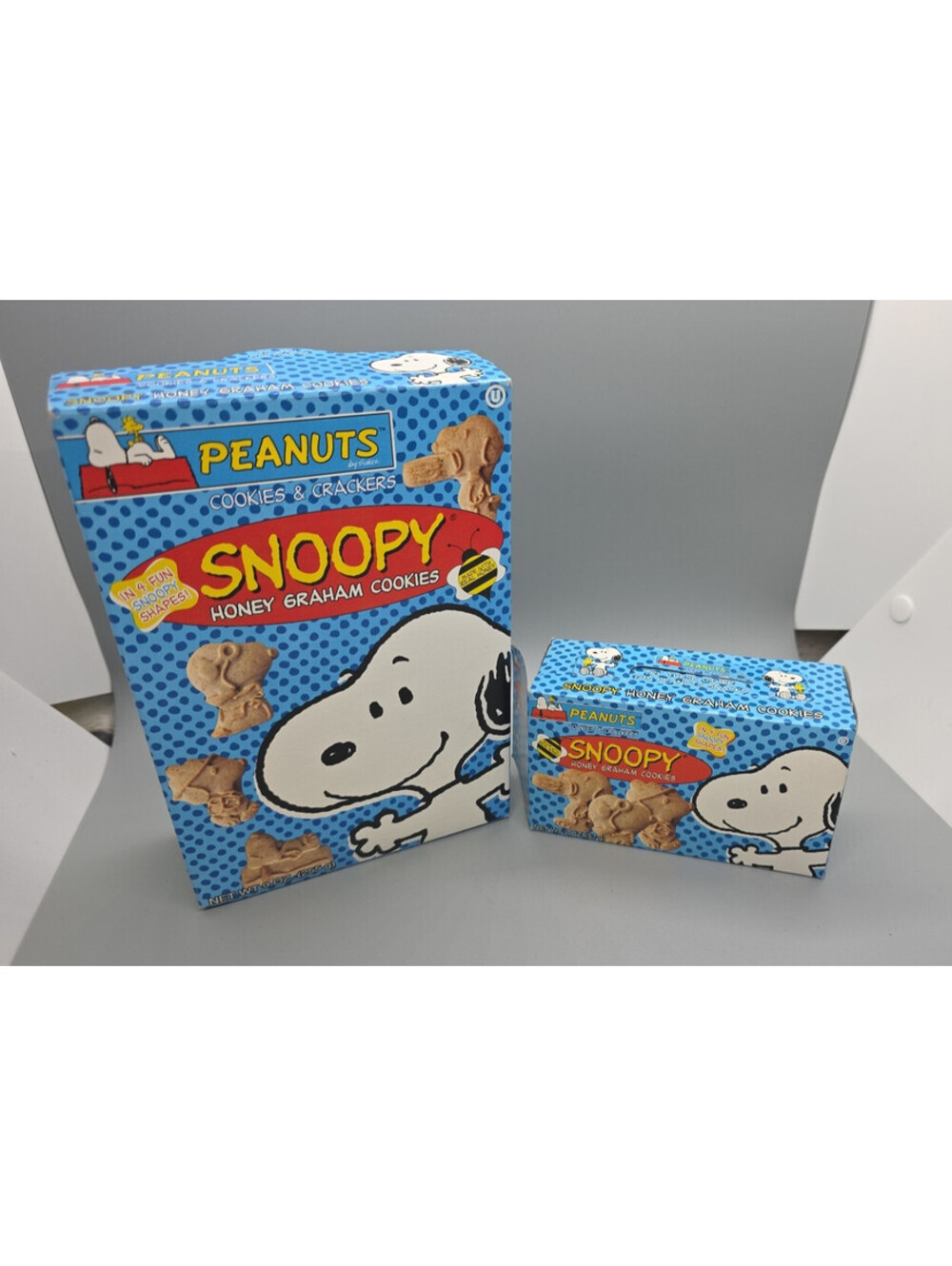 2005 PEANUTS / SNOOPY HONEY GRAHAM Cookies Original Box lot